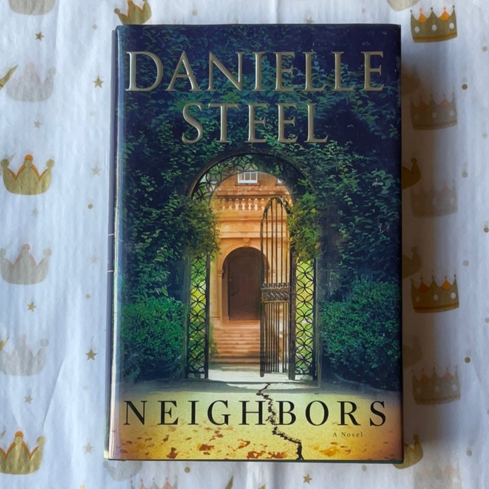 📚 DANIELLE STEEL BOOK 📚  NWT 📚
